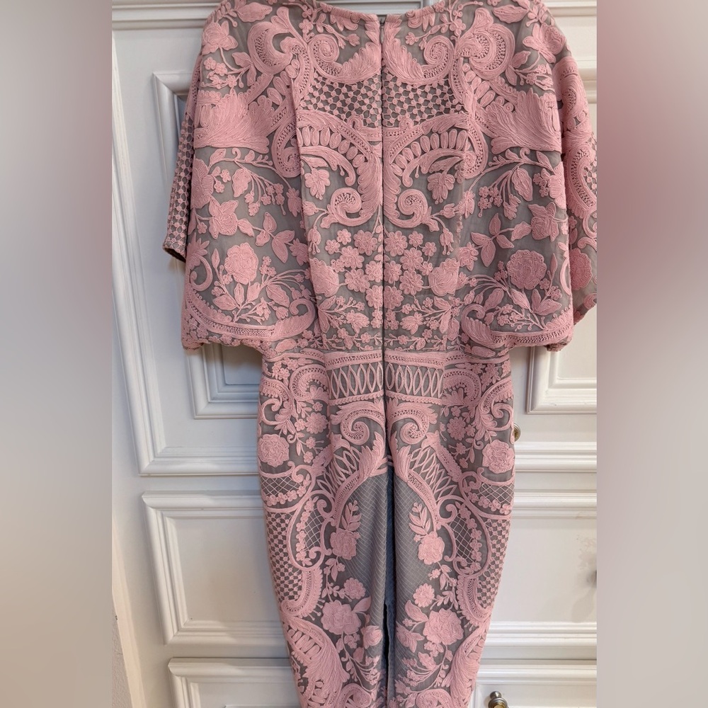 Beautiful embroidered Pink Floral Dress (Anthropologie) by Pankaj & Nidhi. - Picture 3 of 10